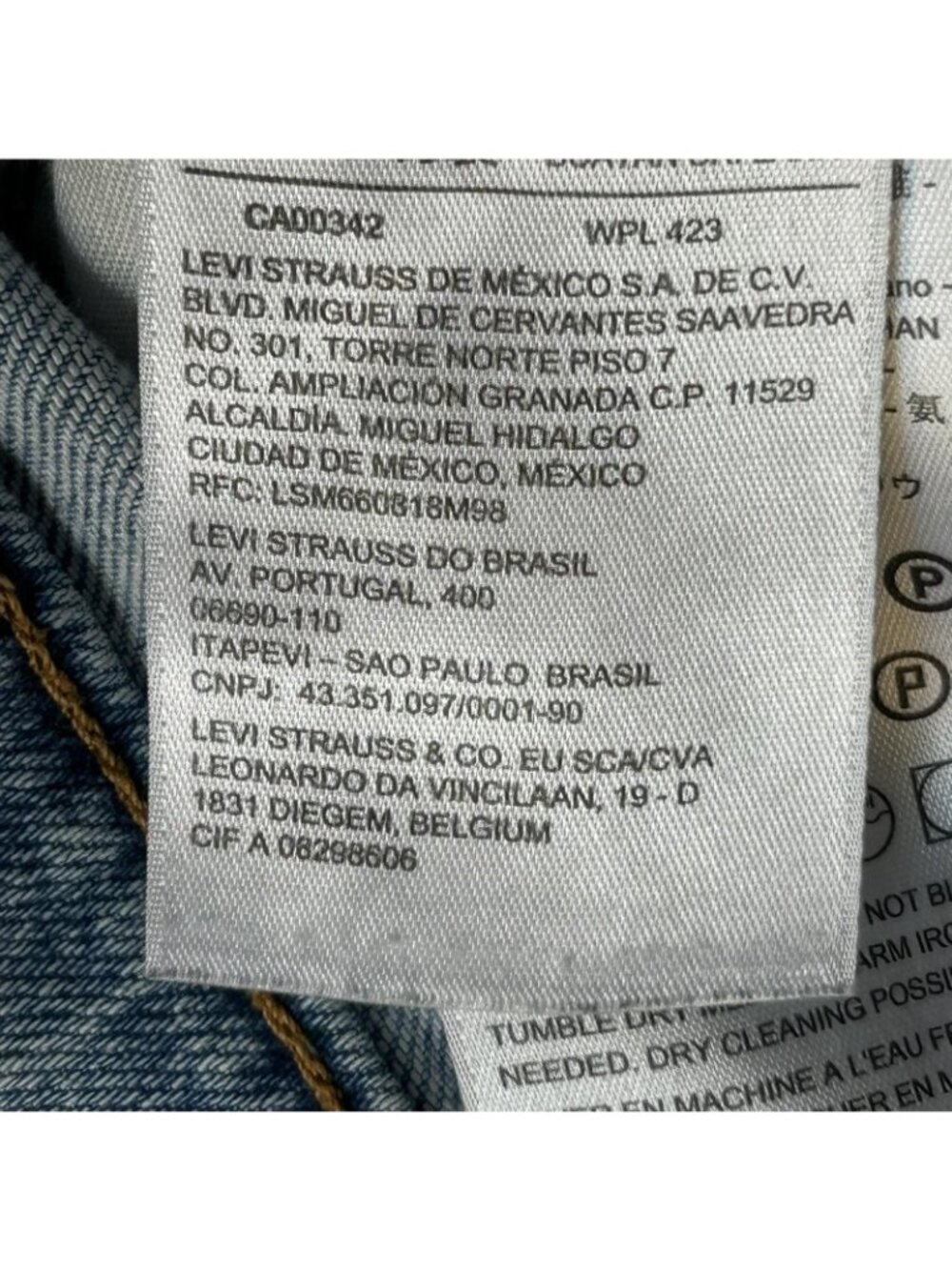 Levi's Wedgie Straight Jeans Womens 30 Light Wash High Rise Distressed Denim - Picture 8 of 16